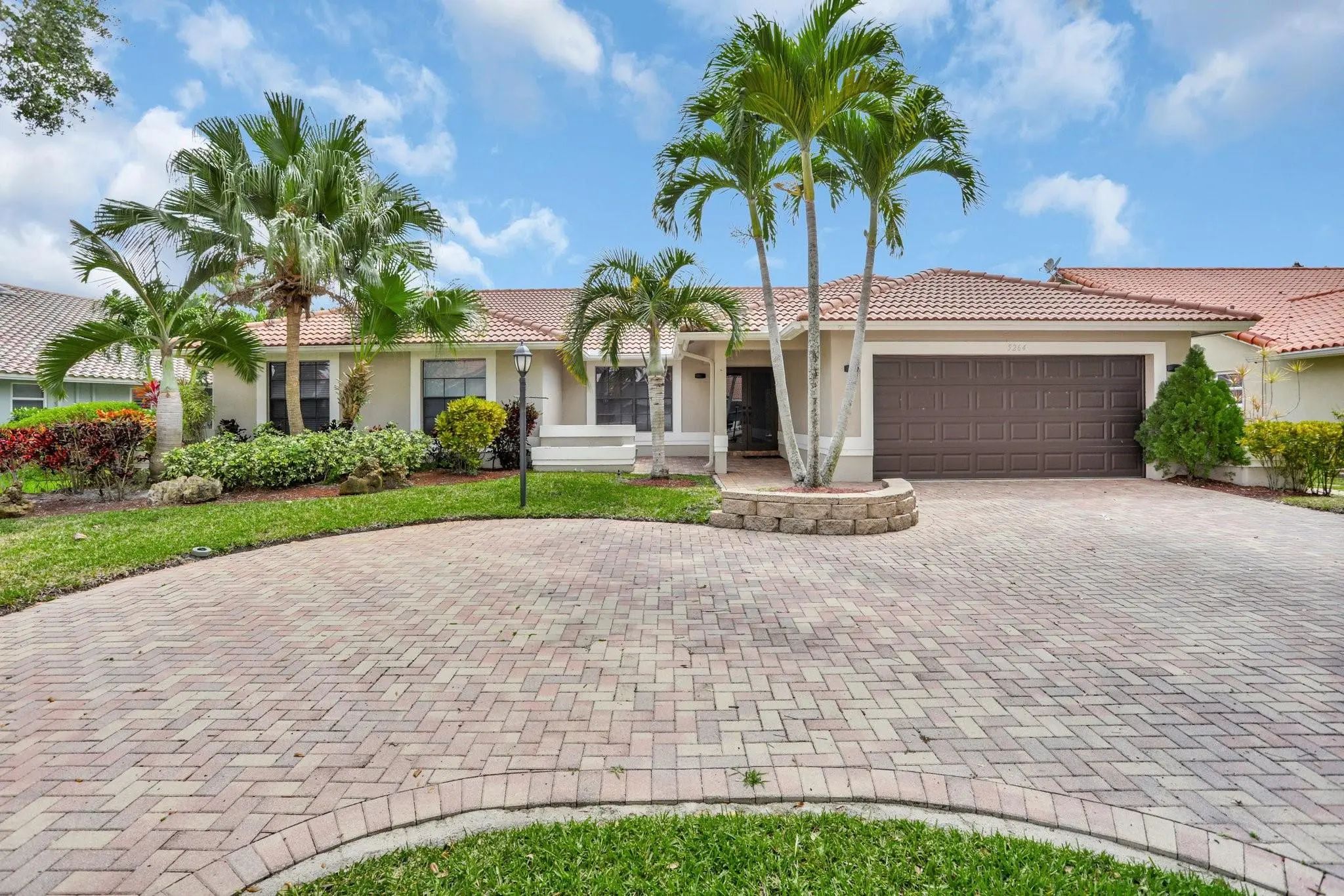 5264 Nw 89th Drive, Coral Springs