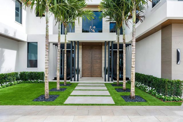 4 of 100 - 1520 Royal Palm Way, Boca Raton, FL