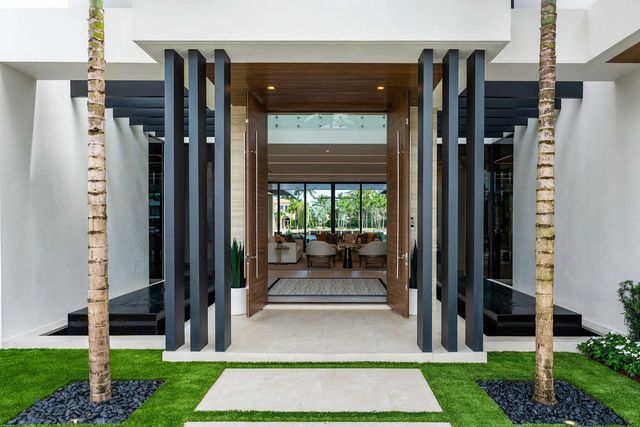 5 of 100 - 1520 Royal Palm Way, Boca Raton, FL