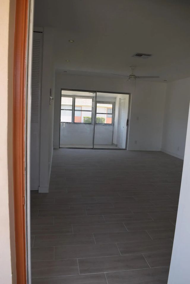 5 of 81 - 2747 Dudley Drive E #d, West Palm Beach, FL