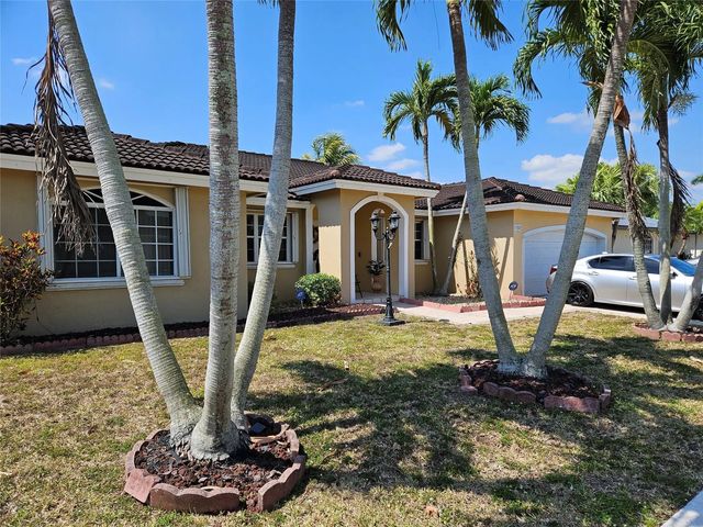 2 of 19 - 15518 Sw 168th Terrace, Miami, FL