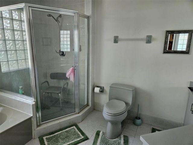 5 of 19 - 15518 Sw 168th Terrace, Miami, FL