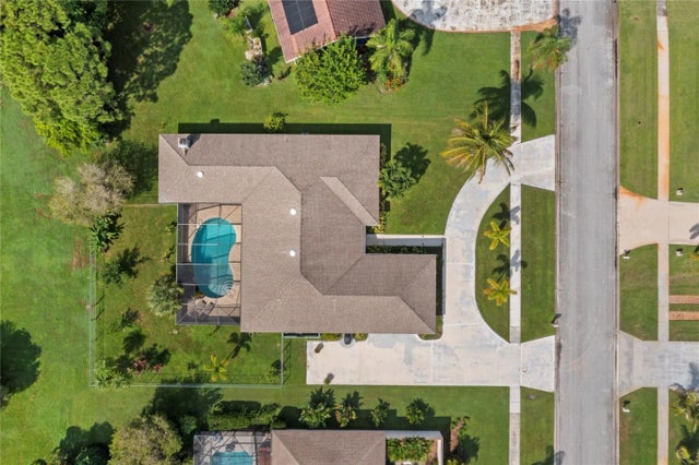 Photo of Listing #F10497447