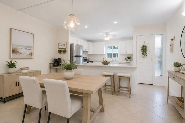 1561 Ne 12th Terrace #c-14, Jensen Beach