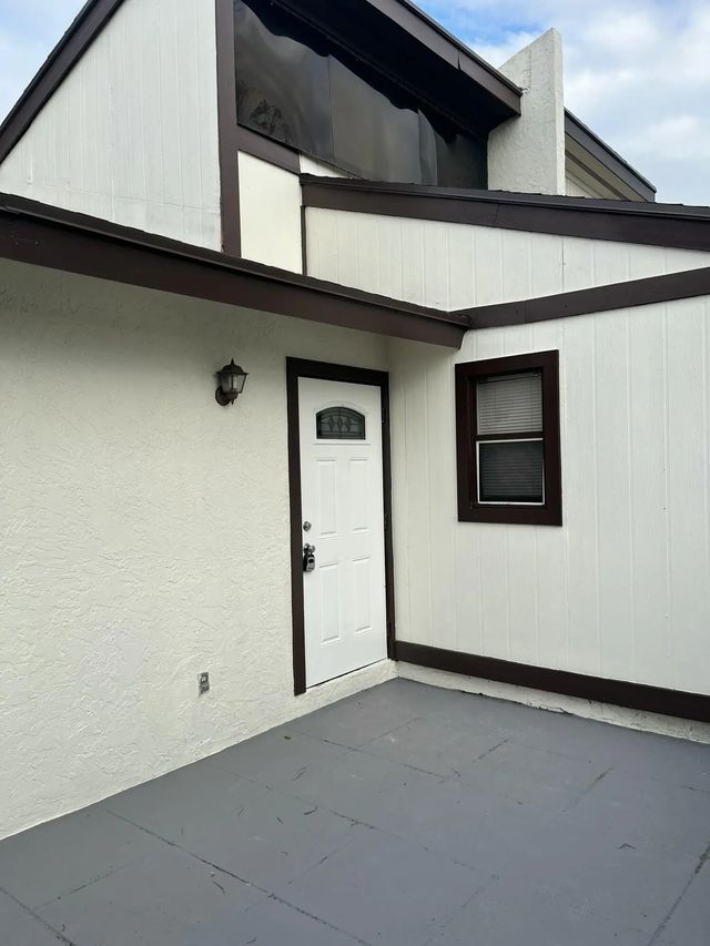 2 of 13 - 1763 Abbey Road, West Palm Beach, FL