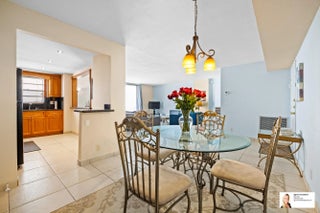 Photo of Listing #R11083248