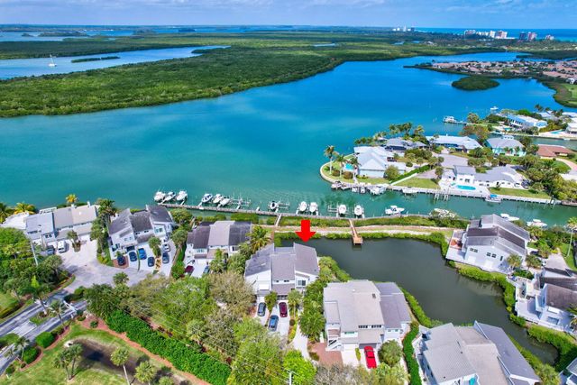 2440 Harbour Cove Drive, Hutchinson Island