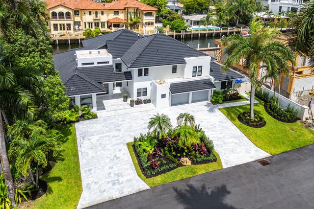 4 of 81 - 425 Coral Way, Fort Lauderdale, FL