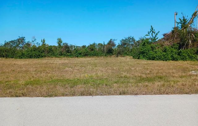 3707 Nw 44th Terrace, Cape Coral