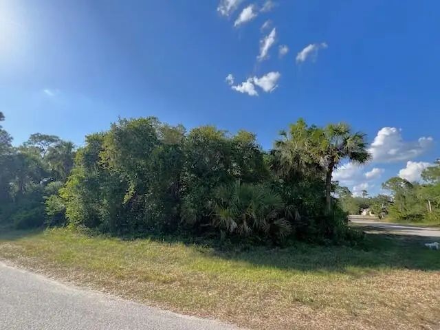 145 Bishop Street, Port Charlotte
