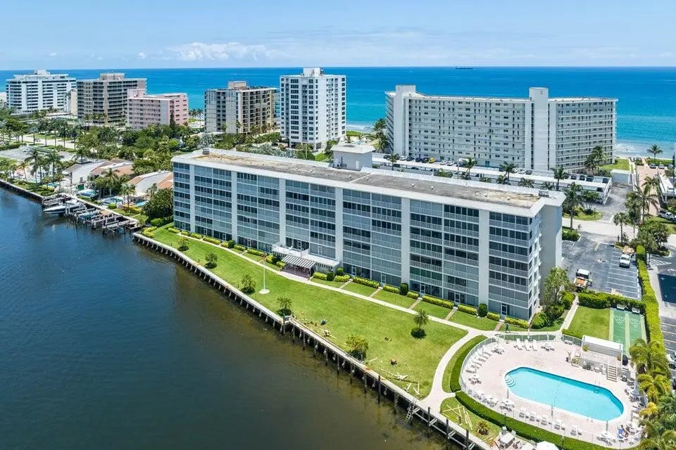 3100 S Ocean Boulevard #2140, Highland Beach