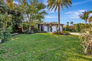 Photo of Listing #R11067237