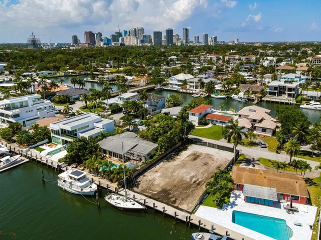 3 of 9 - 1524 Se 14th Street, Fort Lauderdale, FL
