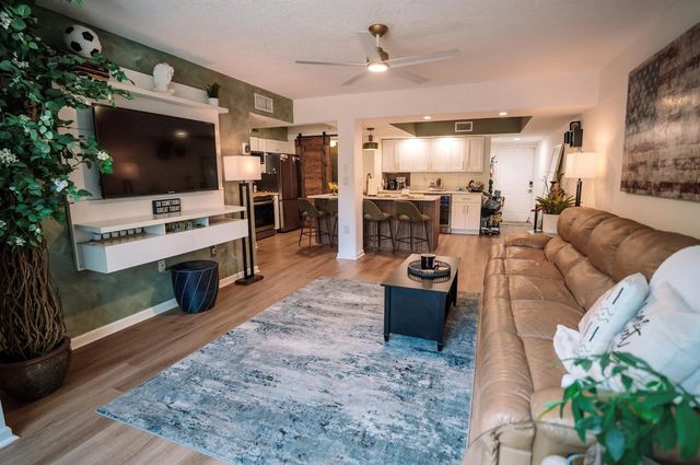 4 of 28 - 300 Scotia Drive #102, Hypoluxo, FL