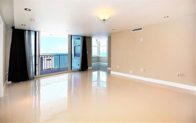 3 of 40 - 1360 S Ocean Boulevard #2806, Pompano Beach, FL