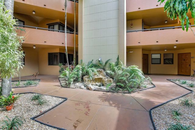 3 of 30 - 15499 Miami Lakeway N #306-5, Miami Lakes, FL