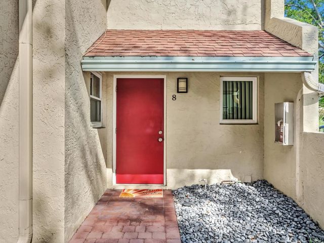 4 of 34 - 499 Se 13th Street #8e, Fort Lauderdale, FL