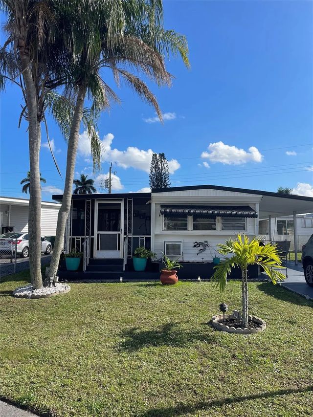 2 of 17 - 8610 Sw 18th Court, Davie, FL