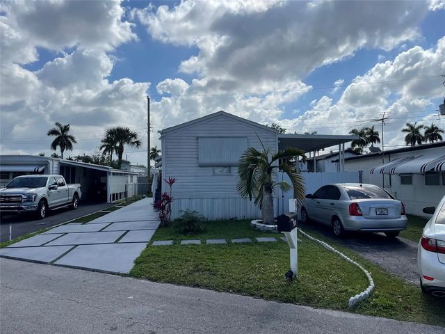 2 of 23 - 8670 Sw 18th Court, Davie, FL