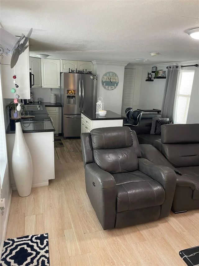 4 of 23 - 8670 Sw 18th Court, Davie, FL