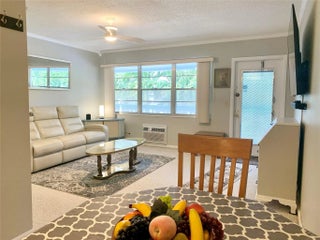 Photo of Listing #F10501359