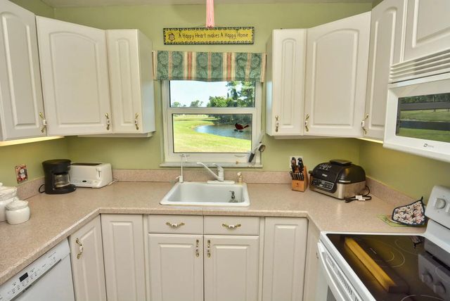 2 of 38 - 1225 Nw 21st Street #1701, Stuart, FL