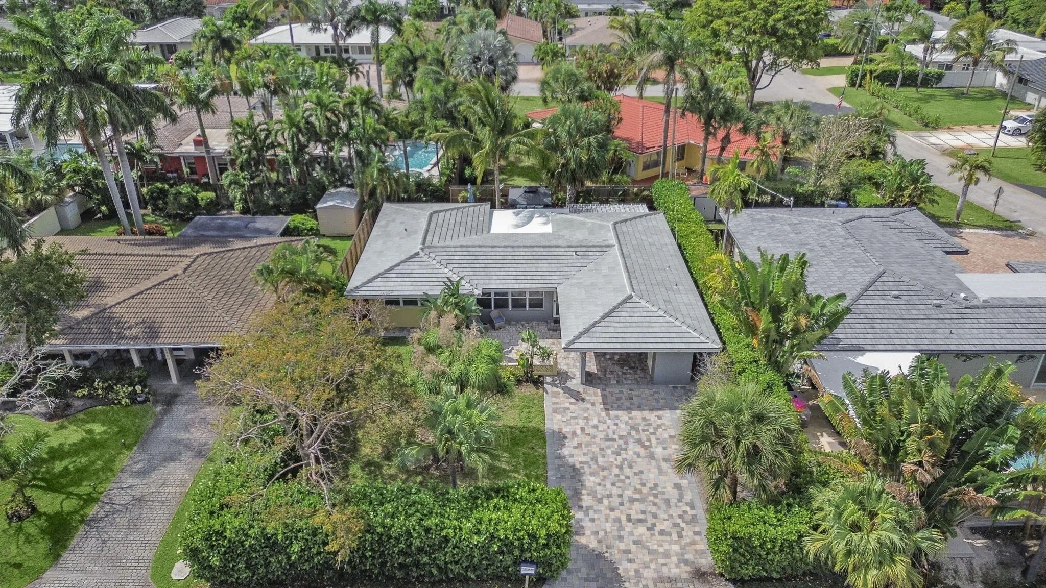 1868 Ne 33 Court, Oakland Park