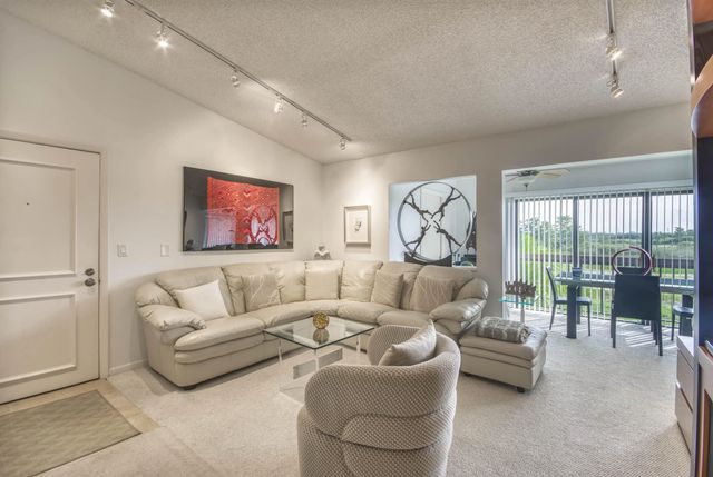 1111 Duncan Circle #203, Palm Beach Gardens