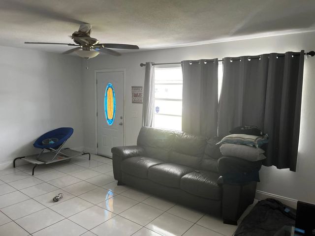 2 of 4 - 8602 Lakeland Boulevard, Fort Pierce, FL