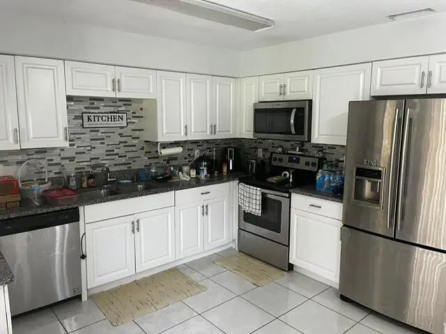 3 of 4 - 8602 Lakeland Boulevard, Fort Pierce, FL