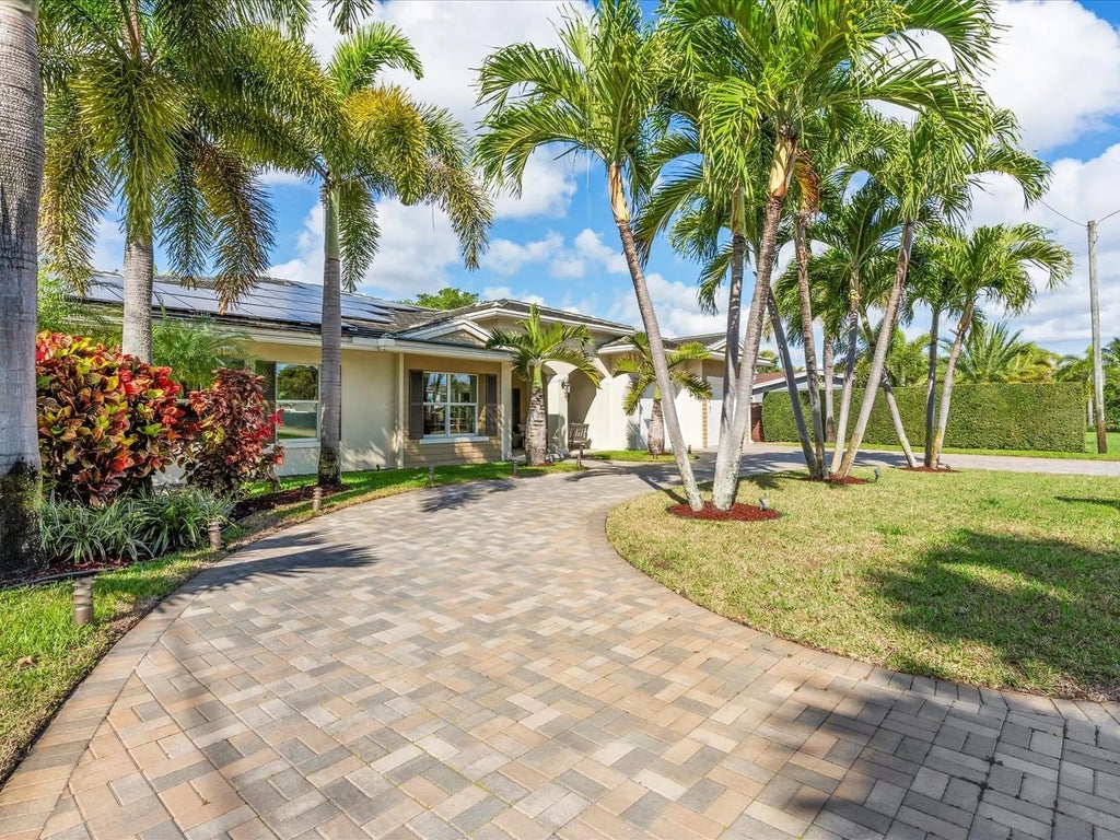 2717 Ne 2nd Avenue, Wilton Manors