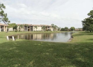 Photo of Listing #F10485592