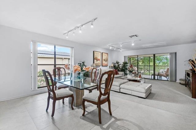 20 Westgate Lane #b, Boynton Beach