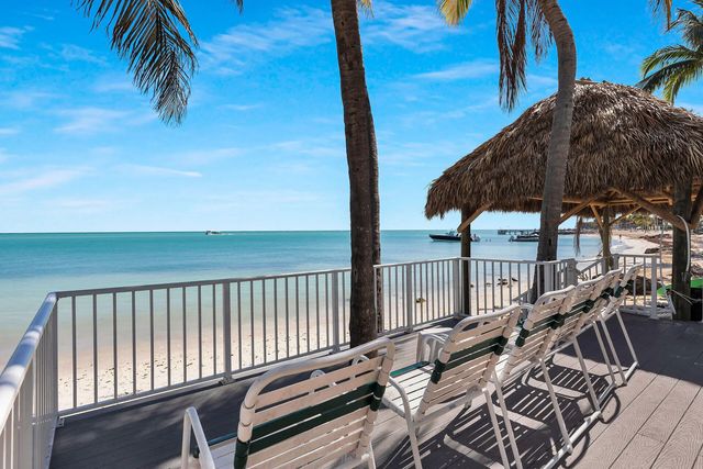 2 of 38 - 601 W Ocean Dr Drive #203a, Key Colony Beach, FL