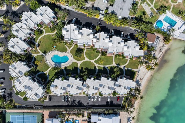 5 of 38 - 601 W Ocean Dr Drive #203a, Key Colony Beach, FL