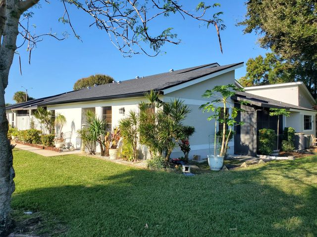 3 of 31 - 4327 Willow Brook Circle, West Palm Beach, FL