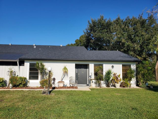 5 of 31 - 4327 Willow Brook Circle, West Palm Beach, FL
