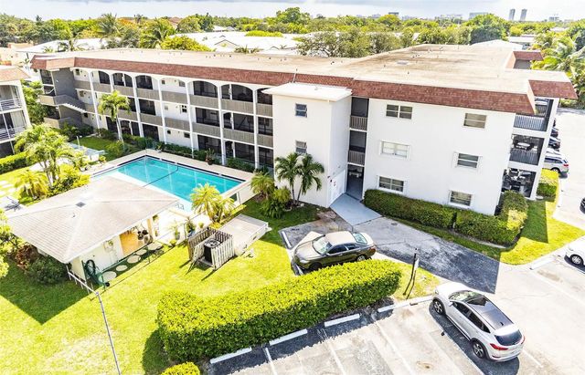 4 of 36 - 651 Pine Drive #306, Pompano Beach, FL
