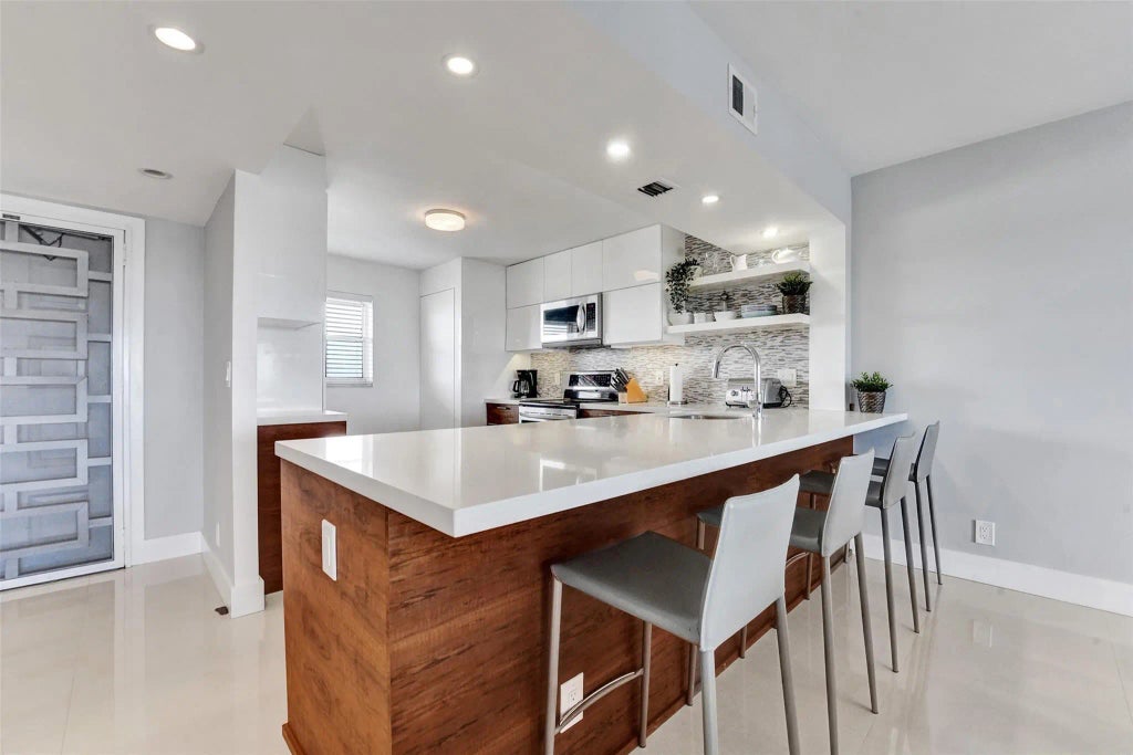 1523 E Hillsboro Boulevard #1031, Deerfield Beach