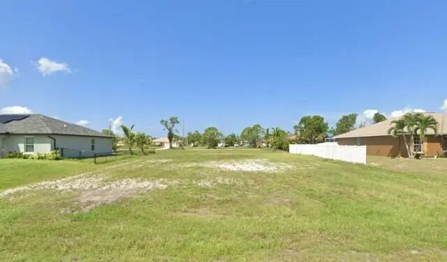 2 of 3 - 4308 Nw 36th Avenue, Cape Coral, FL