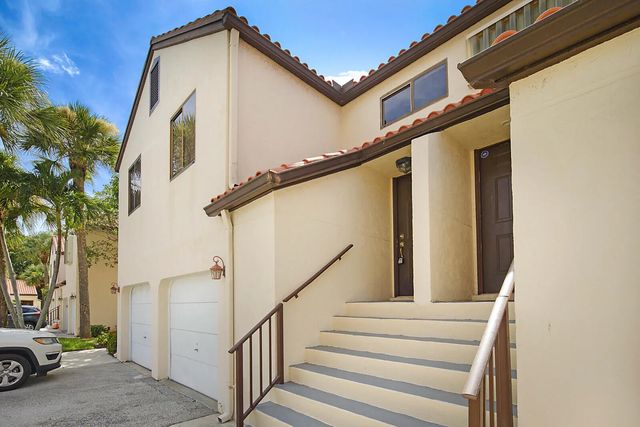 9 Vía De Casas Sur #203, Boynton Beach