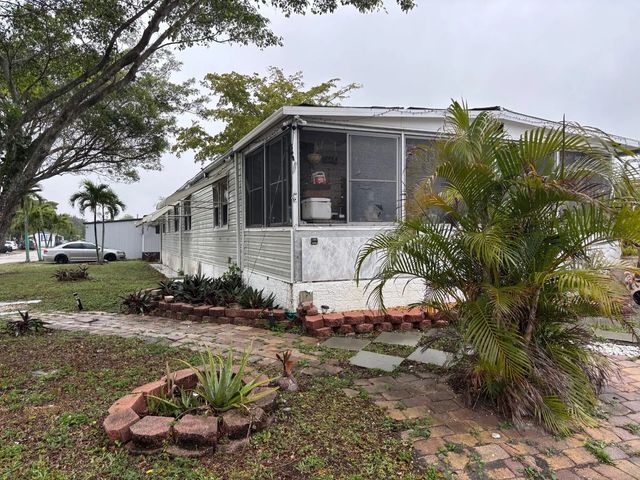 4 of 33 - 321 Nw 48th Court, Pompano Beach, FL