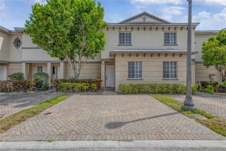 Photo of Listing #F10491638