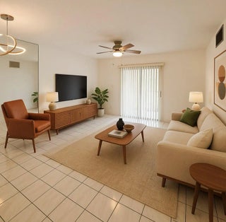 Photo of Listing #F10496128