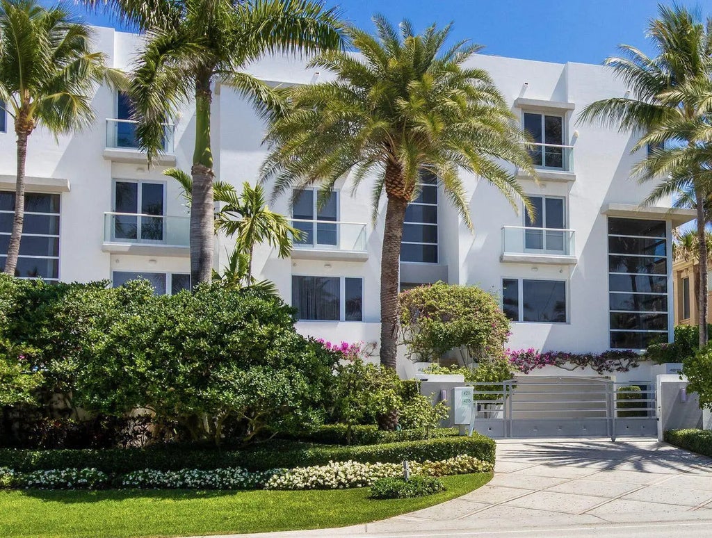 4215 S Ocean Boulevard #villa 3, Highland Beach