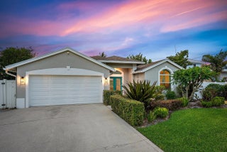 Photo of Listing #R11090048