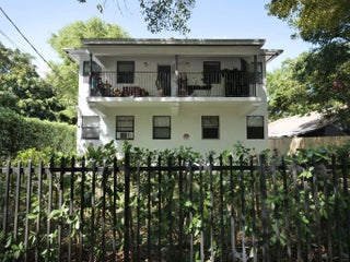 Photo of Listing #R11078577