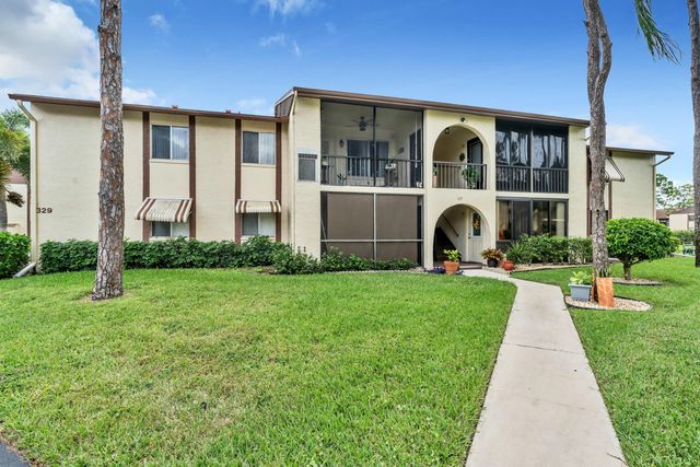 2 of 31 - 329 Knotty Pine Circle #a-2, Greenacres, FL