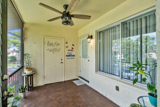 4 of 31 - 329 Knotty Pine Circle #a-2, Greenacres, FL