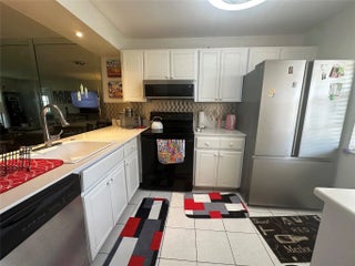 Photo of Listing #F10503634